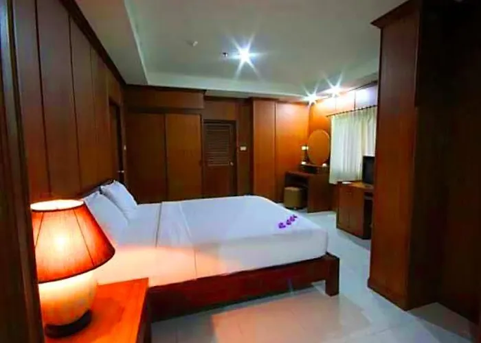 Prawapa Place โรงแรม 3*